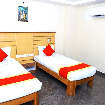 Hotel Way Inn Grand Tirupati Exterior photo